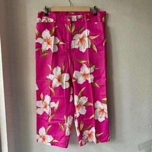 Vintage 90s Floral Hawaiian Capris